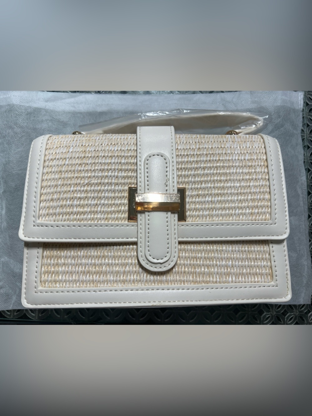 KKXIU NWT Woven Straw-Panel Crossbody Bag in White